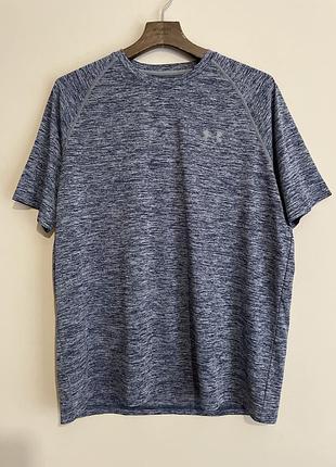 Футболка under armour