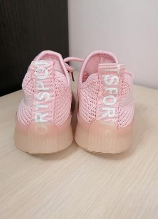 Детские кроссовки 2