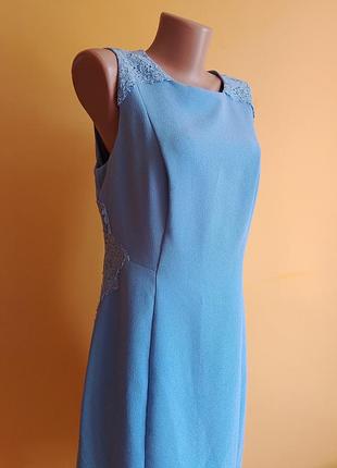 Платье светлоголубое с кружевом