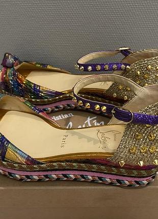 Шикарні босоніжки christian louboutin куплялися в бутіку helen marlen4 фото