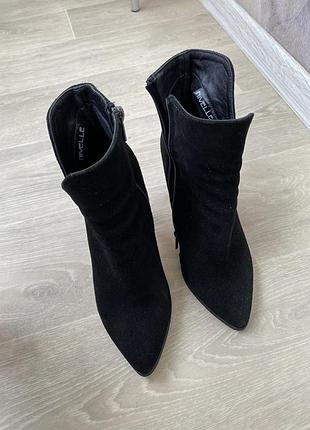 Ботінки замш