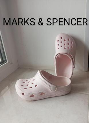 Крокси сабо шльопанці бренду marks & spencer пудровий принт.   uk 10   eur  28