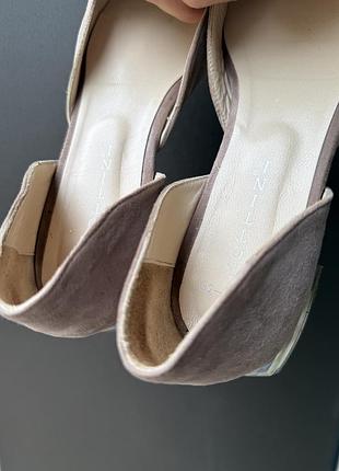 Туфлі жіночі бежеві