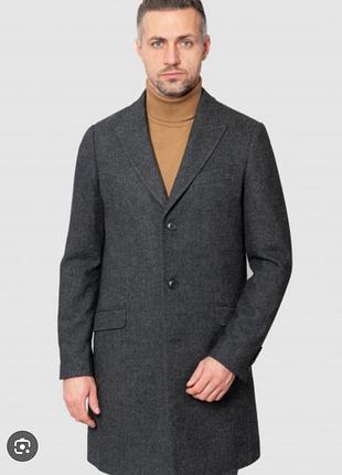 Пальто. состояние идеальное. mango