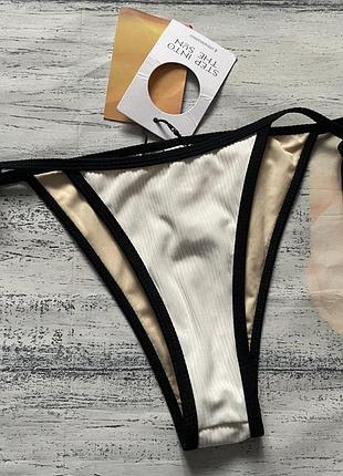 Нові жіночі плавки stradivarius s в рубчик