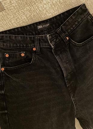 Джинсы чёрные mom fit zara