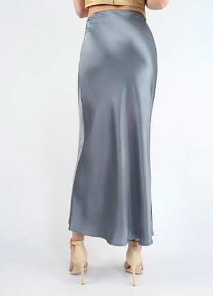 Атласна спідниця в білизняному стилі