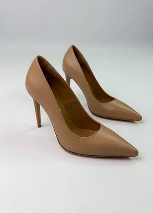 Туфли лодочки 
шикарные туфли, выполненные на итальянской колодке, что гарантирует комфорт