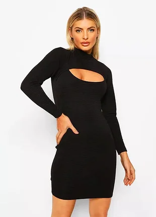 Плаття коротке жіноче prettylittlething чорне розмір 38