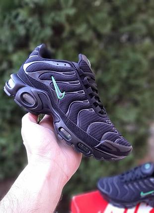 Нові жіночі стильні кросівки. nike air max tn air (чорні з салатовим).