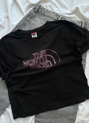 Футболка топ вкорочена чорна футболка tnf