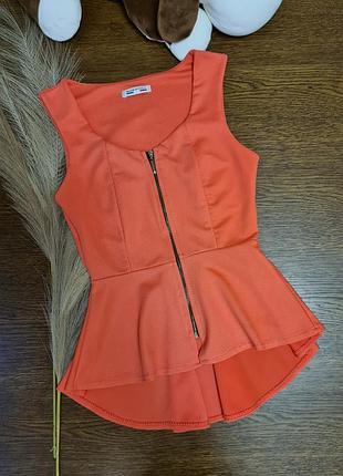 Блузка без рукавов с баской италия