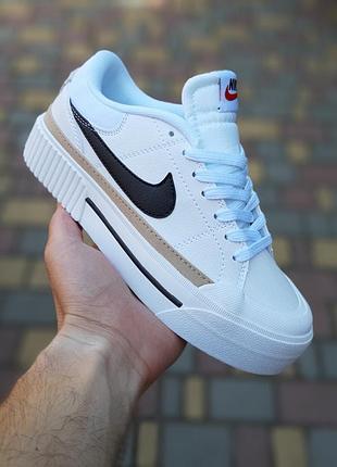 Нові жіночі стильні кросівки. nike court legacy (білі з чорним).