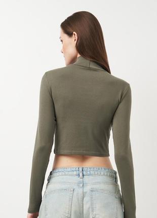 Стильний укорочений гольф водолазка кроп топ zara