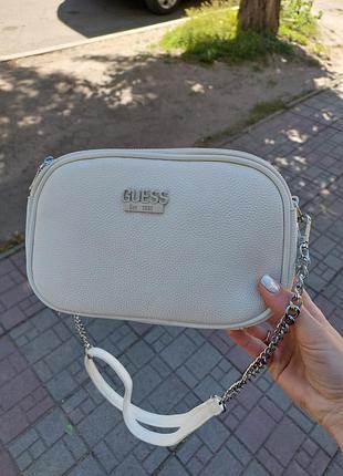 Сумка женская клатч женская бежевая guess через плечо вечерний