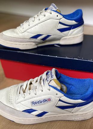 Шкіряні кросівки reebok classic 42 розмір оригінал