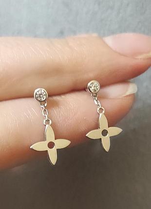 Серебряные серьги
