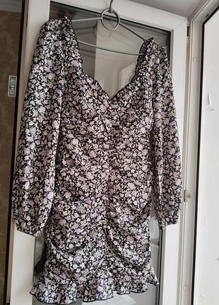 Жіноча сукня у квіти, розмір xs