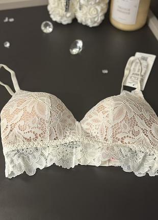 Красивий бюстик hunkemoller