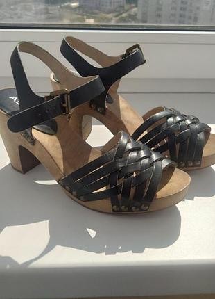 Туфли женские aldo на деревянной подошве, 37р.