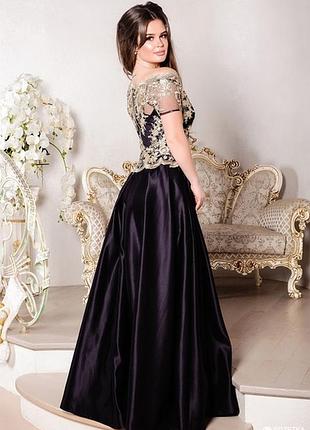 Черное платье с золотом на выпускной и торжество