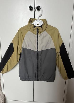 Вітрівка zara