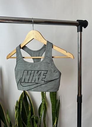 Спортивний топ nike