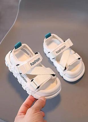 Детские босоножки 2