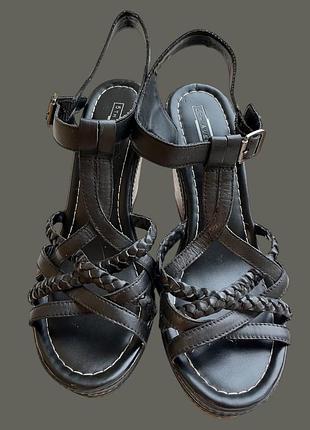 Босоніжки 5 th avenue