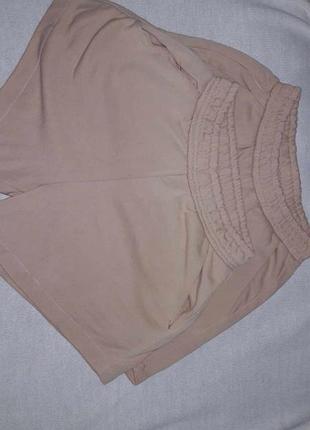 Шорты спортивные женские.