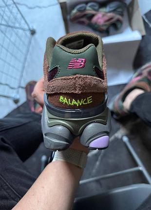 Кросівки new balance 9060 burgundy 990V22 фото