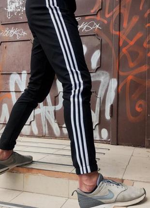 Утепленные спортивные штаны adidas thre line черные5 фото