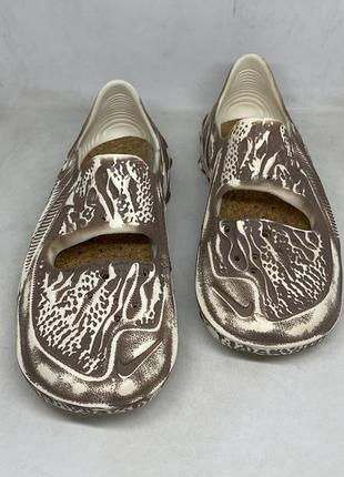 Тапочки  nike huarache epantofi black