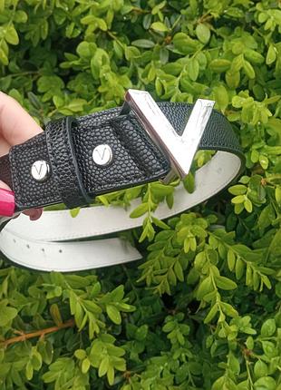 Пояс из натуральной кожи от известного бренда valentino! оригинал! состояние нового