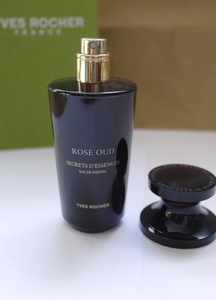 Распив  -rose oud - роза уд  ив роше yves rocher, пробник