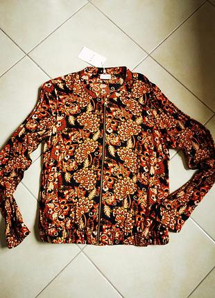 Блузка на блискавці vila