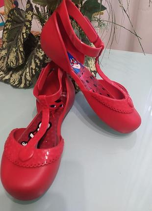 Сандалі жіночі розмір 36, miraculous feminina netshoes