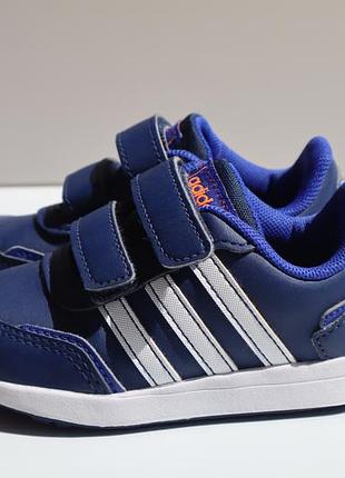 Детские кроссовки adidas 21 размер