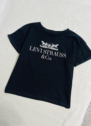 Футболка levis