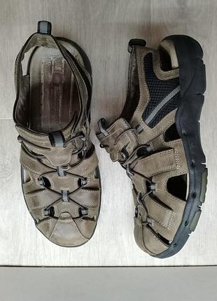 Clark’s трекінгові закриті сандалії