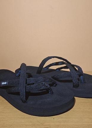 Жіночі шльопанці teva