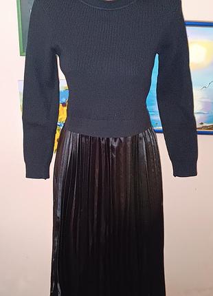 Шикарное черное платье