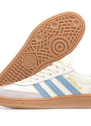 Жіночі кросівки демісезонні