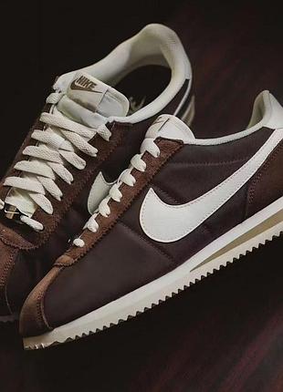 Кросівки жіночі nike cortez нові коричневі замша атлас шоколадні кросівки