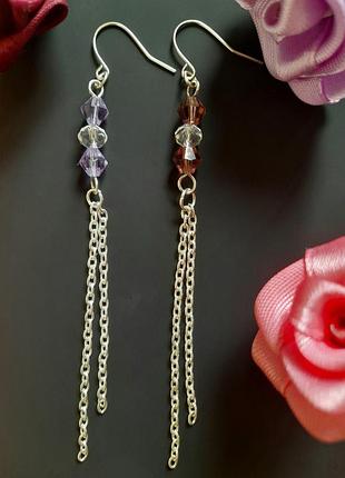 Сережки с хрусталиками, цепочками.