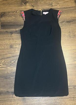 Чудова сукня