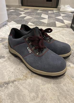 Черевики напівчеревики