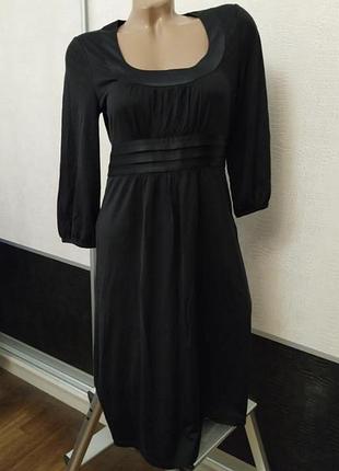 Шелковое черное платье boden