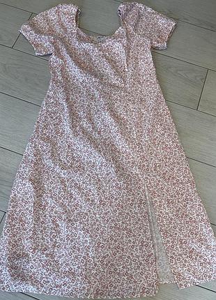 Нежное длинное платье