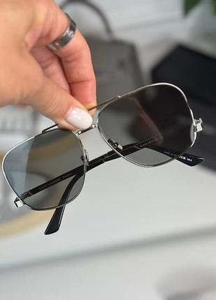 Сірі сонцезахисні окуляри преміум люкс